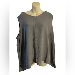 Oh my gauze! Cotton Tunic style sleeveless shirt. Great layering piece.